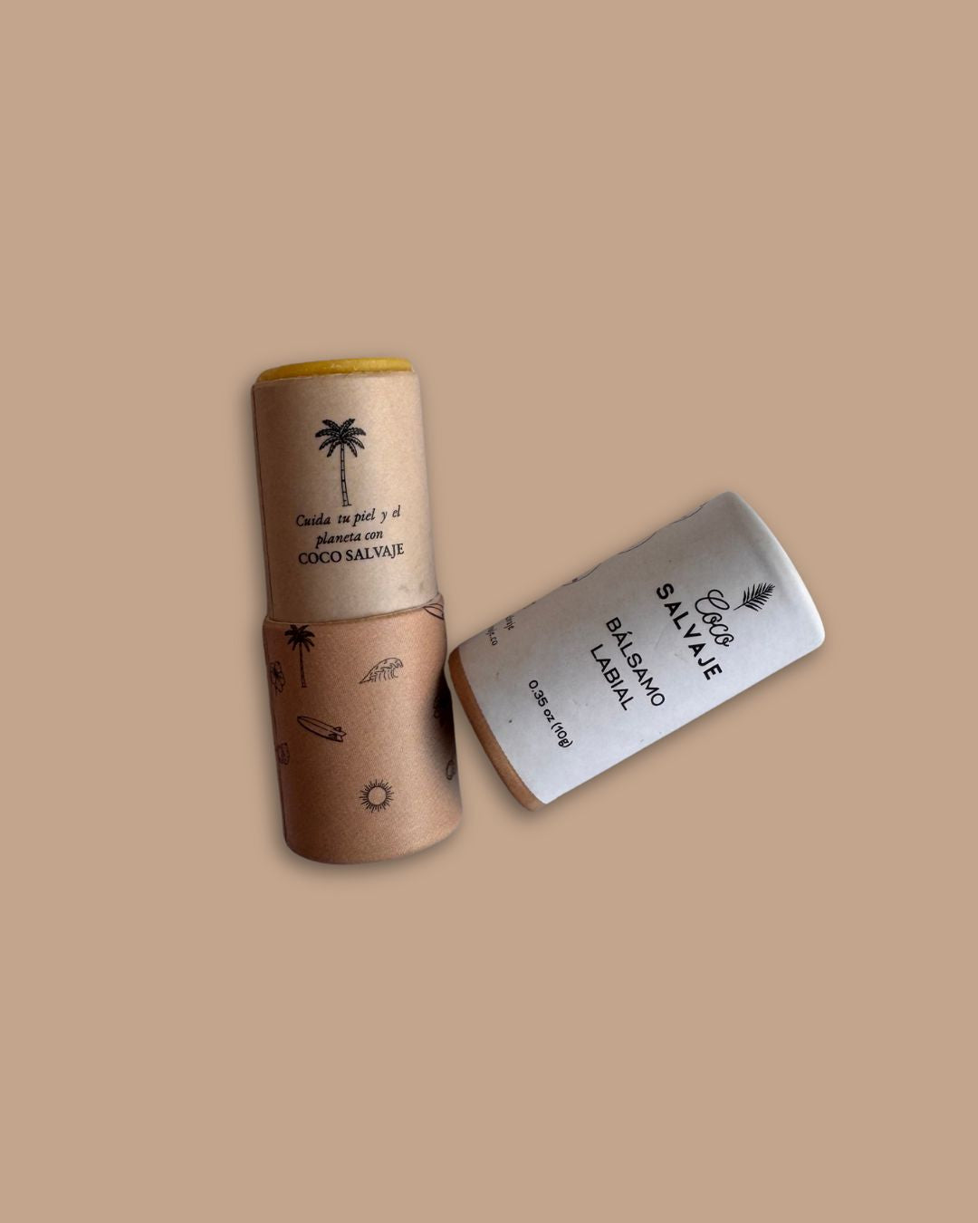 balsamo-labial-coco-salvaje-textura-aplicacion.jpg