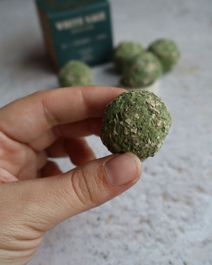 Bolitas de salvia blanca para sahumar sin carbón
