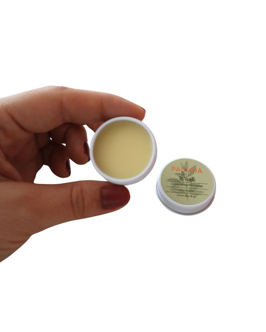 Contorno de ojos natural de té verde