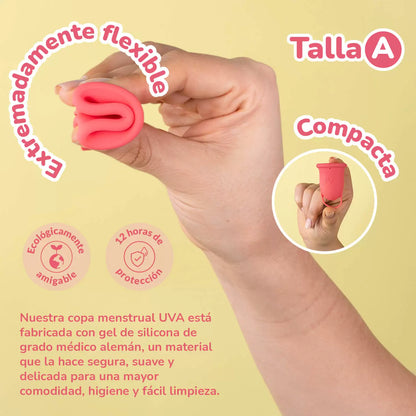 Copa menstrual talla salmón doblada, extremadamente flexible y compacta