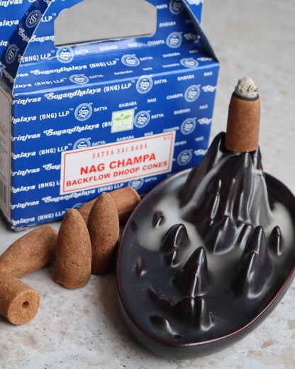 Fuente backflow con conos de incienso Satya Nag Champa