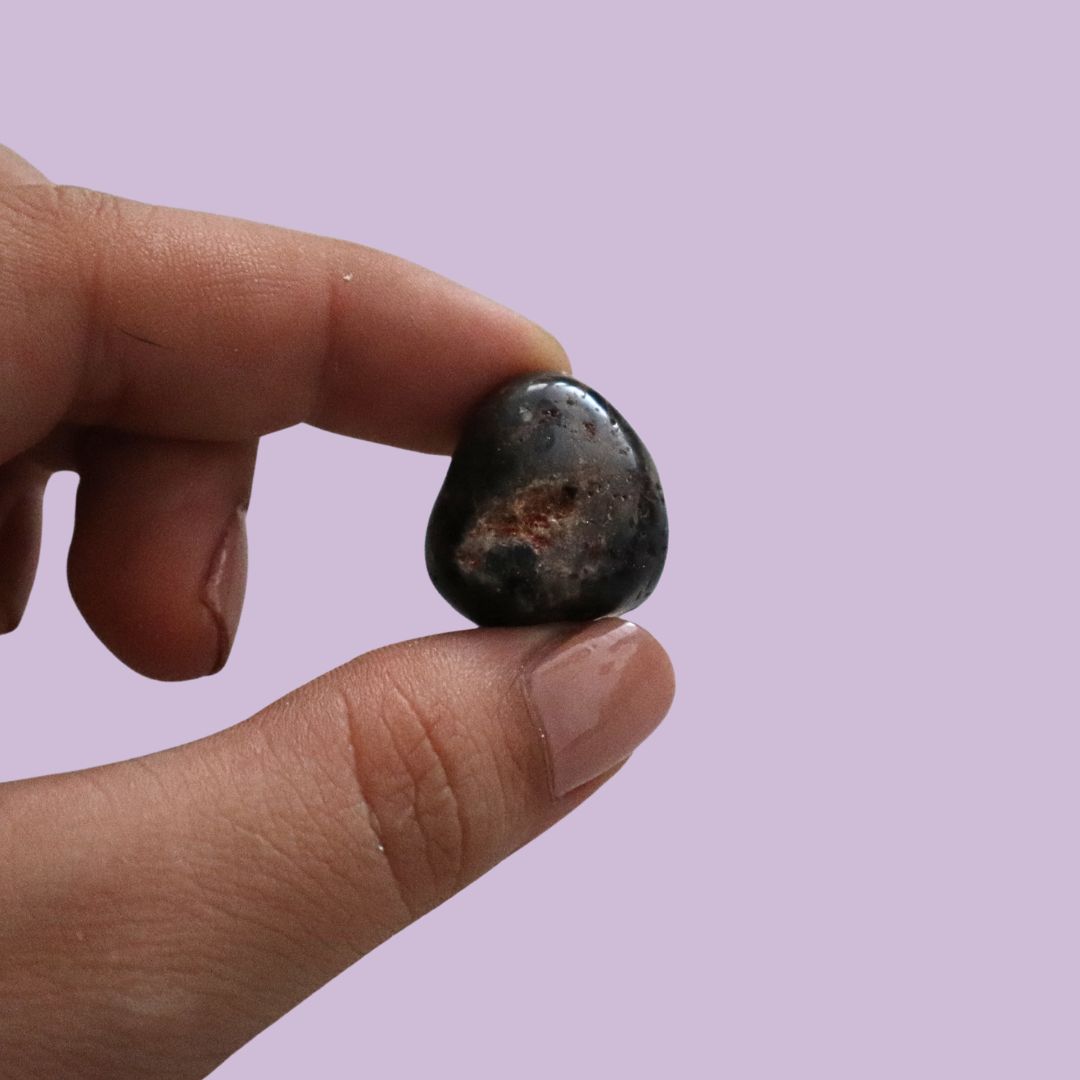 Ónix negro piedra rodada para la protección y el enfoque