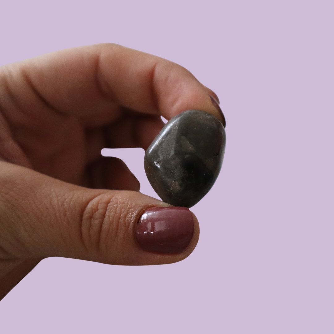 Ónix negro piedra rodada para la protección y el enfoque
