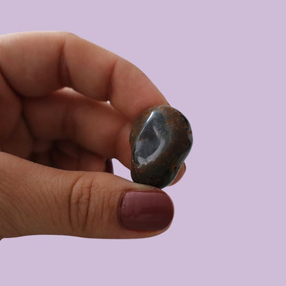 Ónix negro piedra rodada para la protección y el enfoque