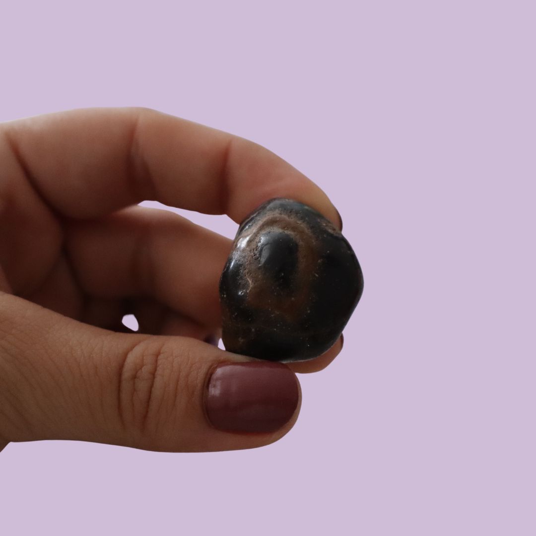 Ónix negro piedra rodada para la protección y el enfoque