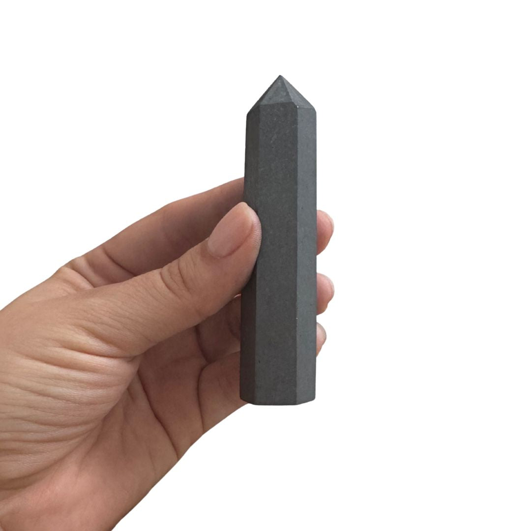 Shungita torre en punta